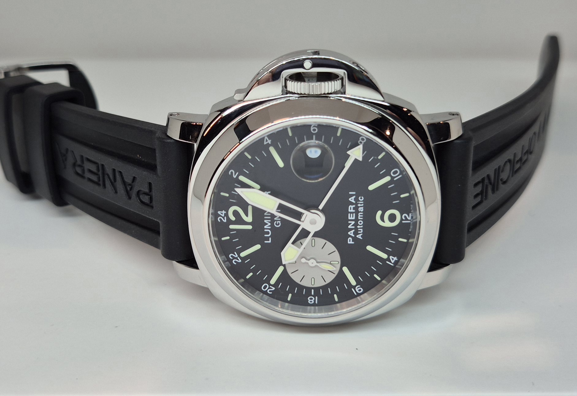 Panerai Luminor GMT PAM 00088 44mm Automatic Stainless Steel Black Dial 'B&P' - Image 6