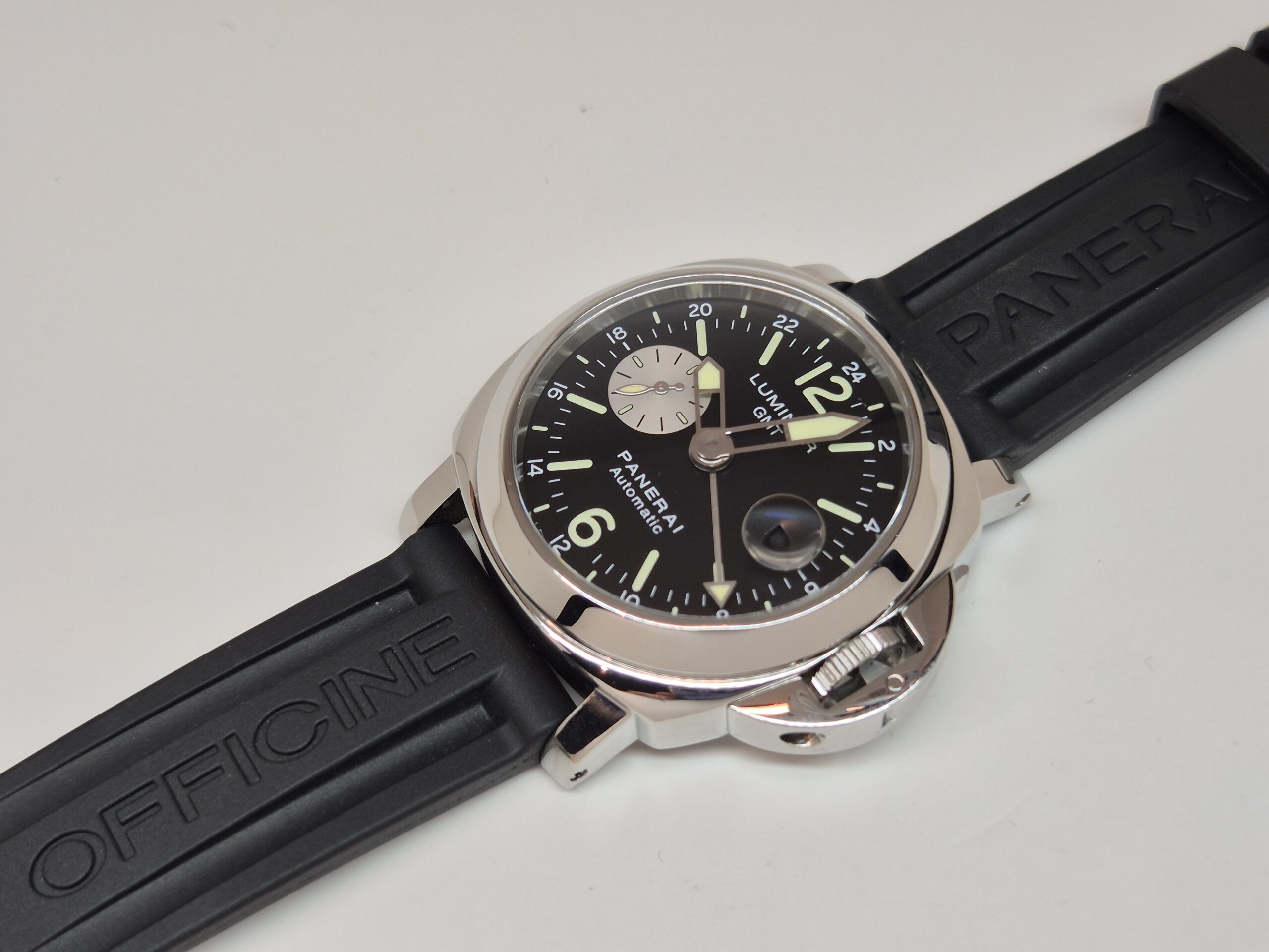 Panerai Luminor GMT PAM 00088 44mm Automatic Stainless Steel Black Dial 'B&P' - Image 4