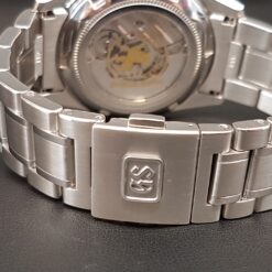 Alternative view of Grand Seiko Hi-Beat 40mm Heritage Collection 'Autumn' Blue Dial  - SBGH273 'B&P 2021'