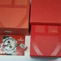 Alternative view of Tudor Prince Date 40mm Chronograph Automatic Stainless Steel White Dial - 79280