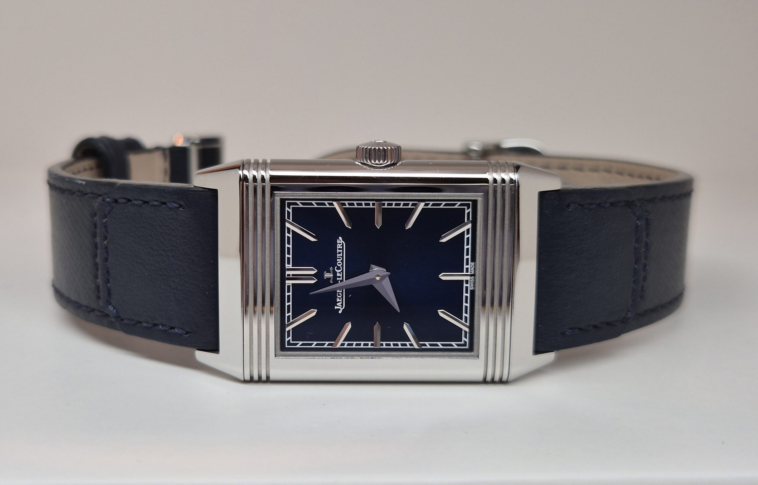 Jaeger LeCoutre Reverso Tribute Monoface Midsize 40.1 x 24.4mm Blue Dial - Q716848J 'B&P 2025' - Image 2