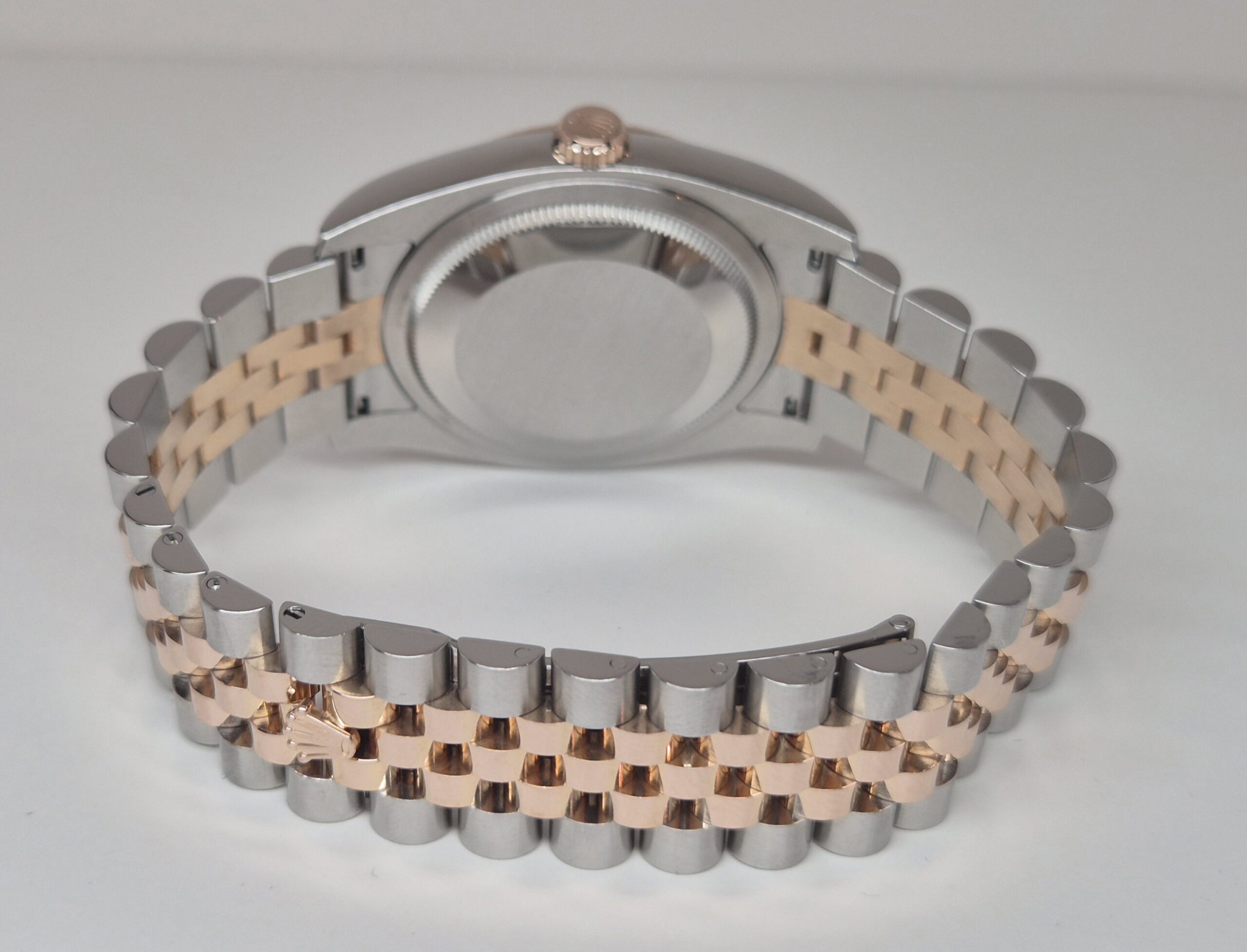Rolex Datejust 36mm Automatic steel/18k Rose Gold Jubilee Silver Diamond Dial - 116231 - Image 3