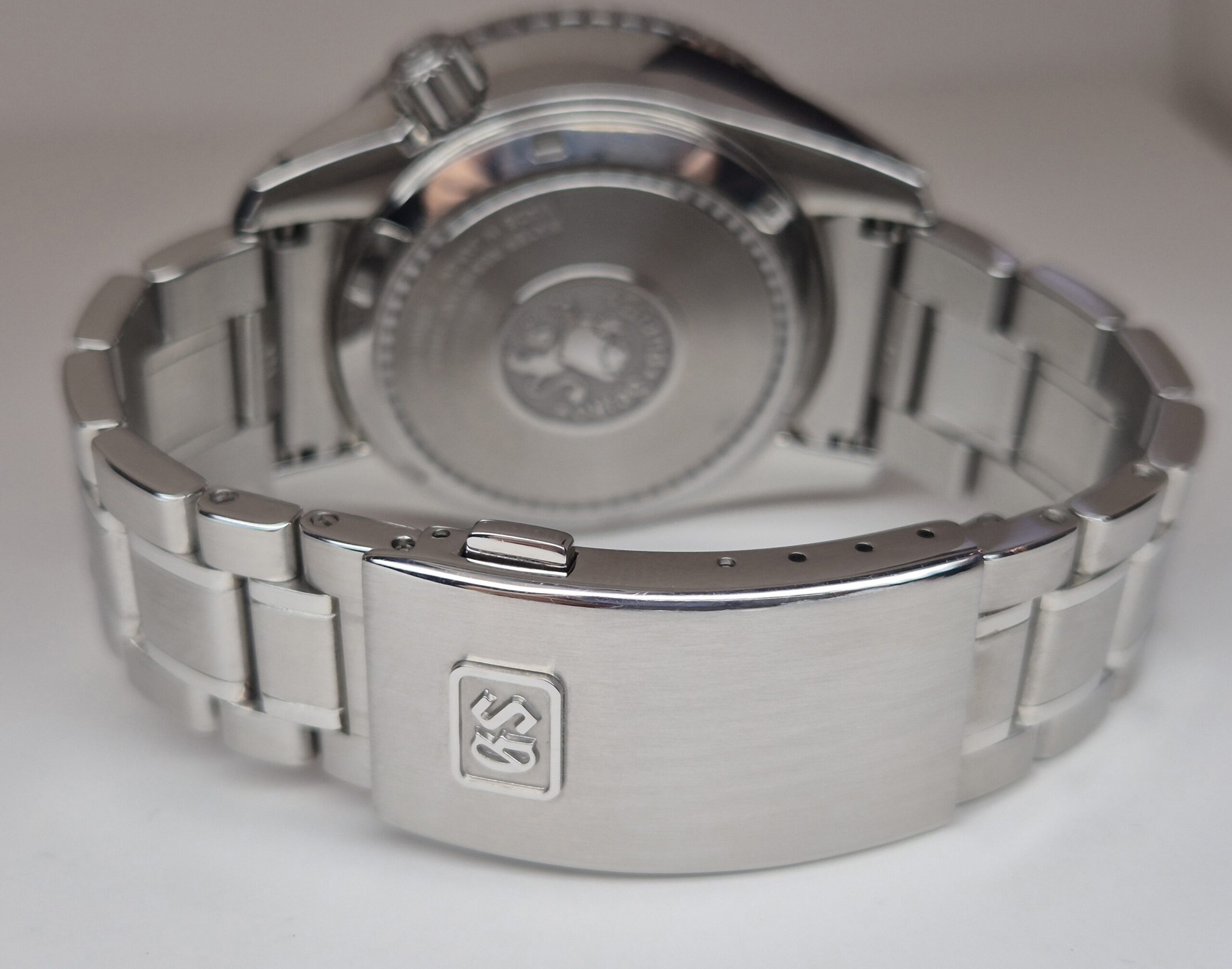 Grand Seiko Sport Collection 44mm Spring Drive GMT Automatic Stainless Steel Green Dial - SBGE295G 'B&P 2024' - Image 3