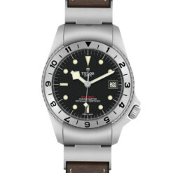 Tudor Black Bay P01 42mm Automatic Steel Black dial - M70150-0001 'B&P 2022'