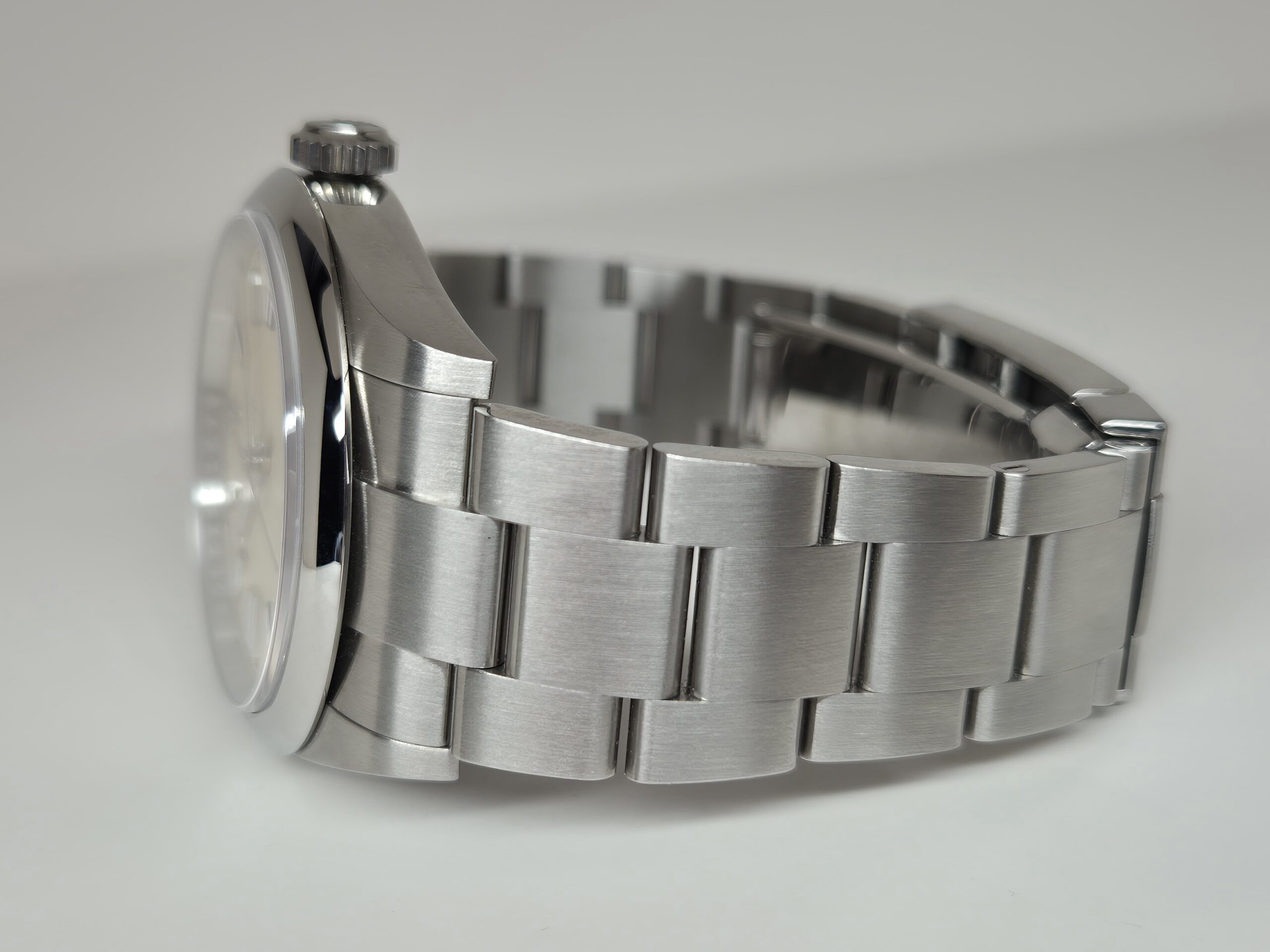 Rolex Oyster Perpetual 41mm Automatic Oystersteel Beige - 134300 'B&P 2025' - Image 3