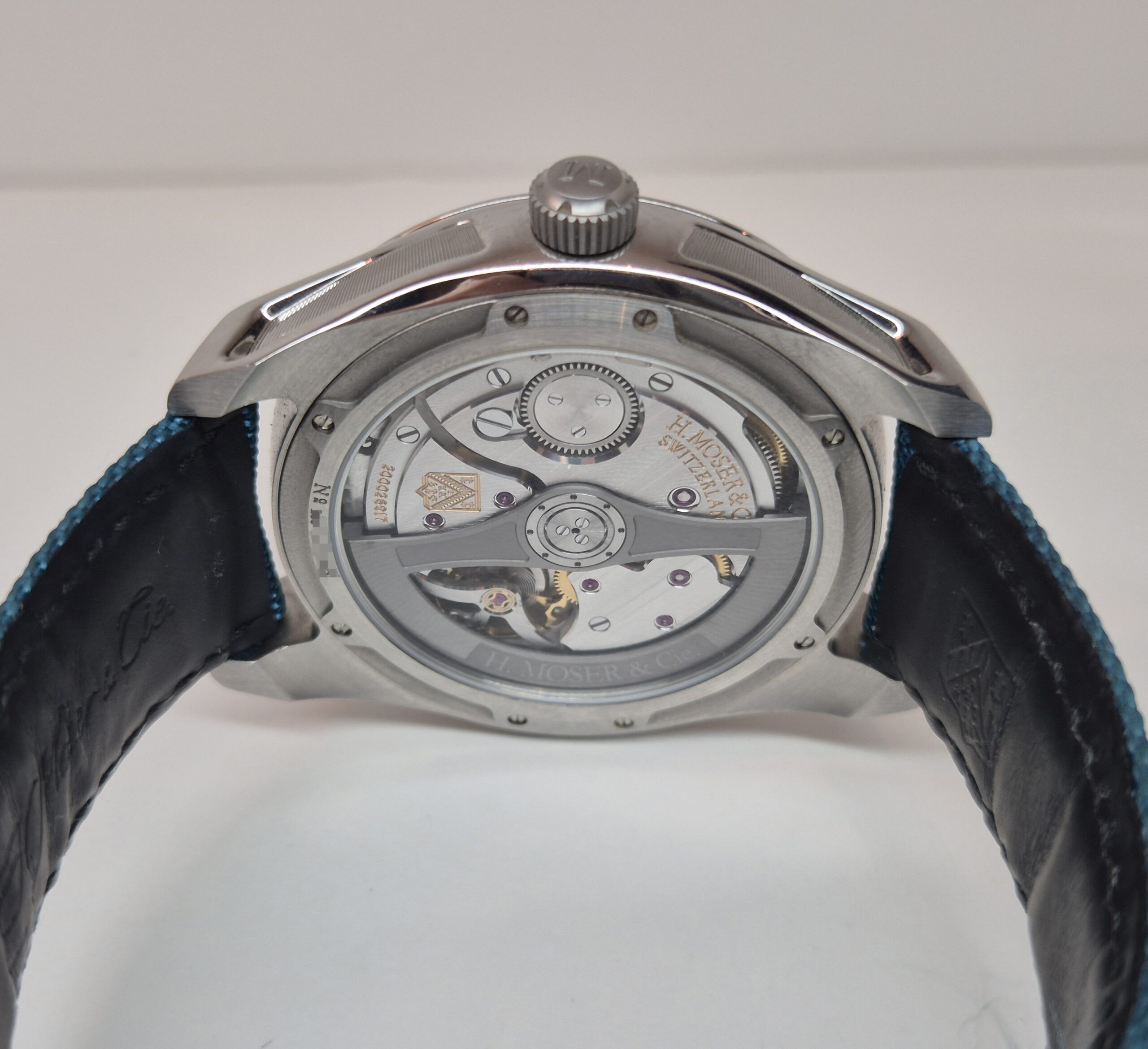 H.Moser & Cie 42.8mm Pioneer Centre Seconds Blue Lagoon Fume Dial- 3200-1214 'B&P 2022' - Image 3